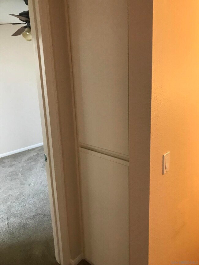 Building Photo - 2123 Alpine Glen Pl