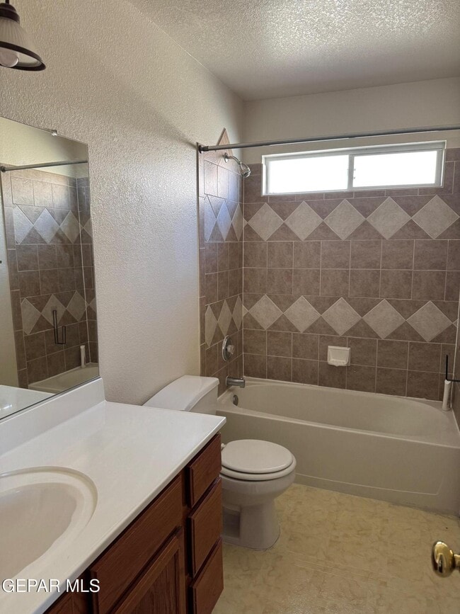 Building Photo - 6340 Casper Ridge Dr
