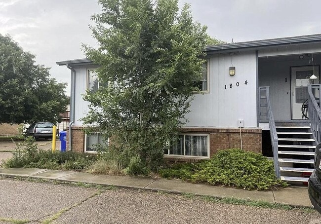 Primary Photo - 1804 Lily Pl