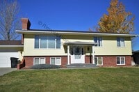 Building Photo - 4 Bedroom Heights Home