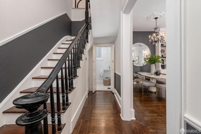 Building Photo - 18 Orben Pl