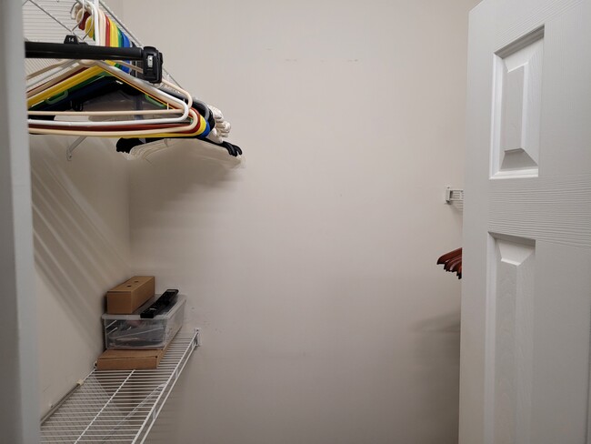 Walk in closet - 5834 Longwood Dr