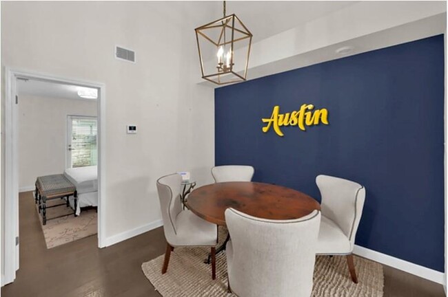 Building Photo - 4404 Travis Country Cir