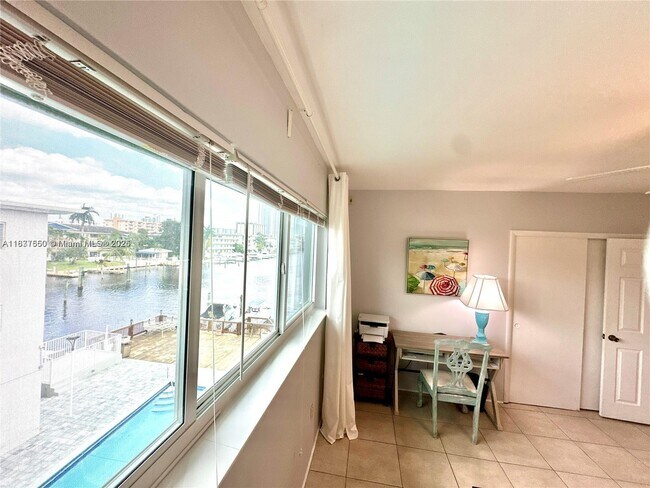 Building Photo - 462 Golden Isles Dr