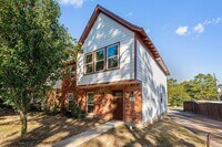 Building Photo - 20361 Fieldtree Dr