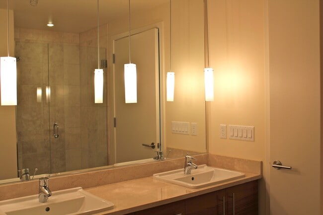 Building Photo - Spacious Luxury Riverfront Condo Near NW 23rd! Parking, Storage, Most Utilities Included!