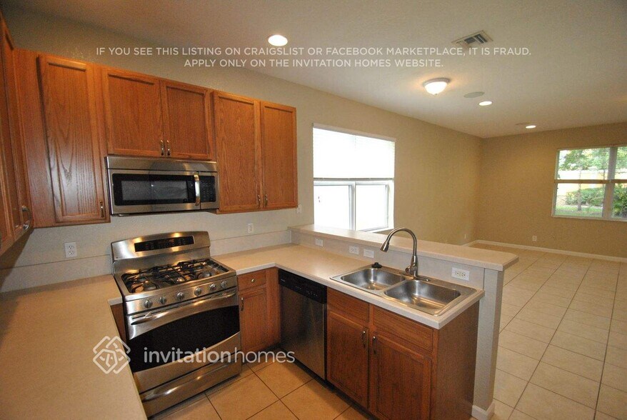 Building Photo - 108 Lancaster Way