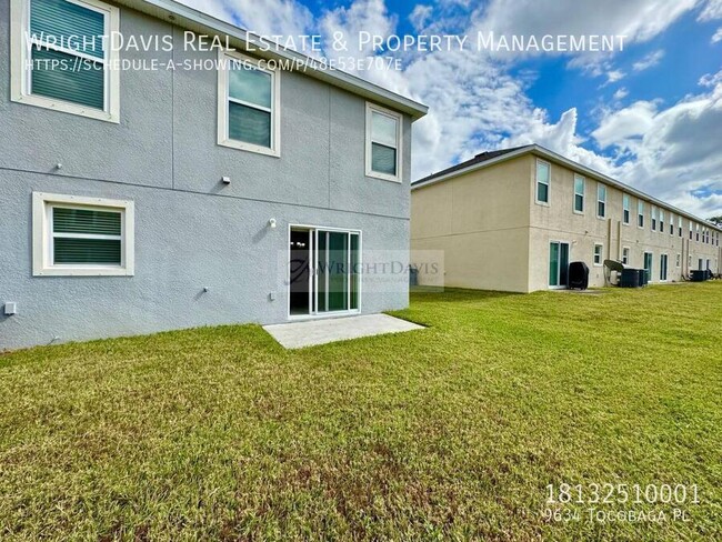 Building Photo - Gorgeous 3/2.5 townhome in the Landings in...