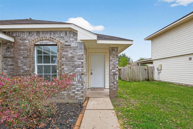 Building Photo - 7714 Stallion Trail Dr