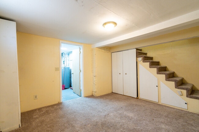 Building Photo - 906 W Colorado Ave