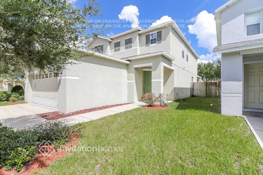 Building Photo - 11006 Golden Silence Dr