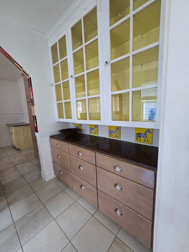 Building Photo - Oceanview 3 bedroom Cottage