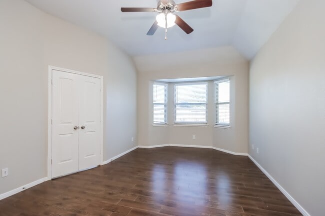 Building Photo - 13207 Clover Creek Point Ln