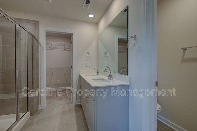 Building Photo - 105 Johns Cardinal Dr