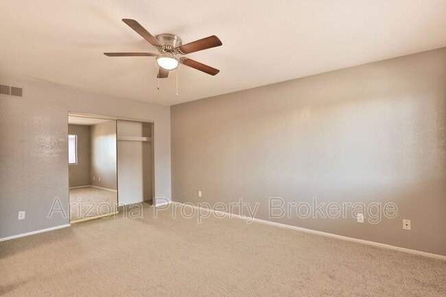 Building Photo - 6132 E Greenway St