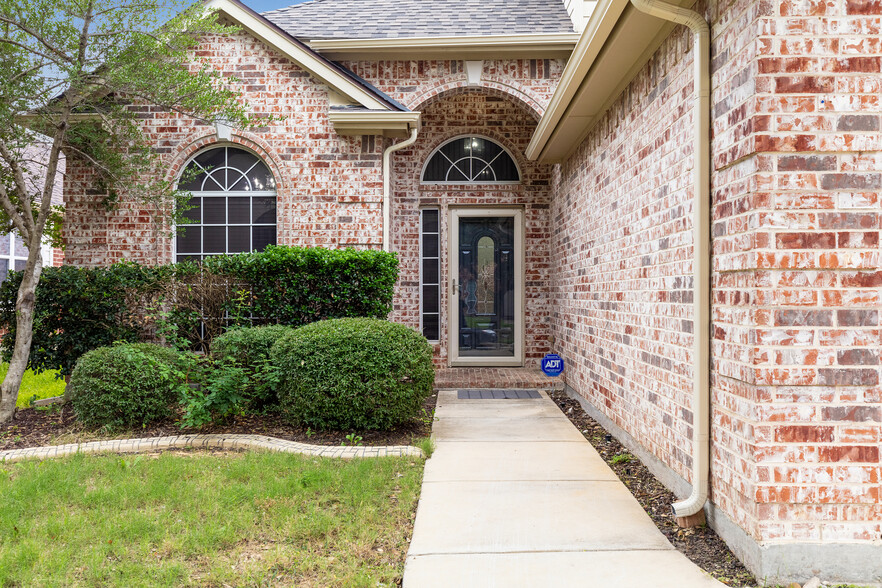 Building Photo - 1022 Shortleaf Pine Dr