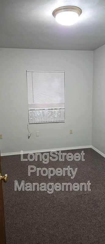 Building Photo - 1012 NW 34th St