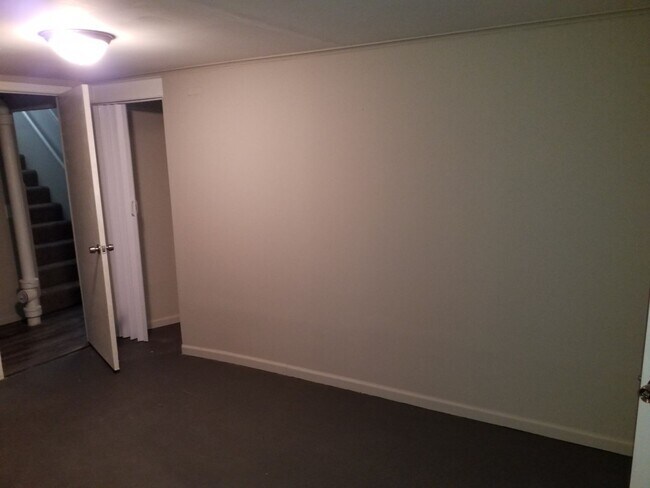 Building Photo - AVAILABLE NOW! Liberty Home 3 Bed 2 Bath 2...