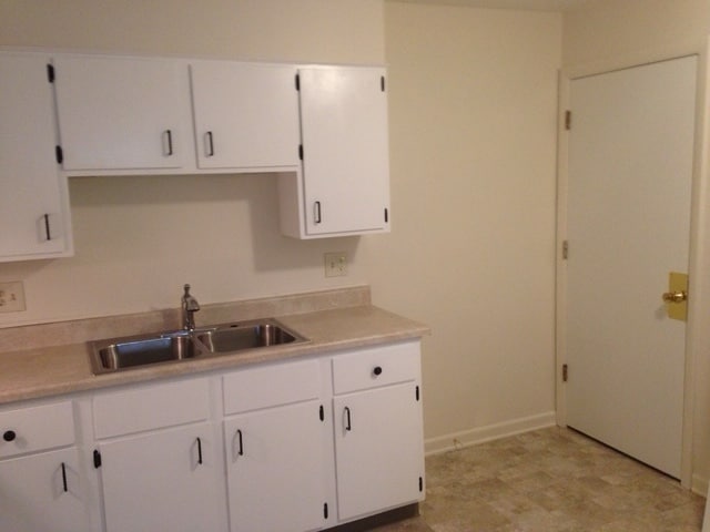 Building Photo - 22 Daley St