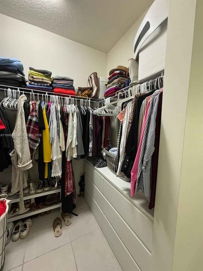 Building Photo - 4636 NW 84th Ave