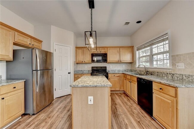 Building Photo - 100 Hawnley Trace