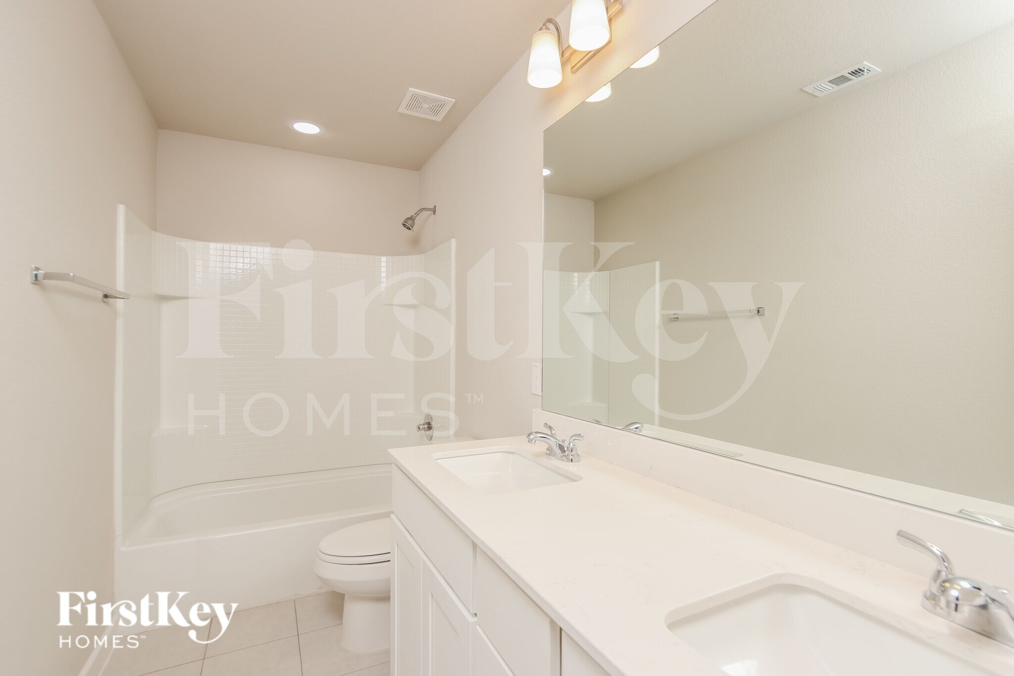 Building Photo - 323 Aveen Path