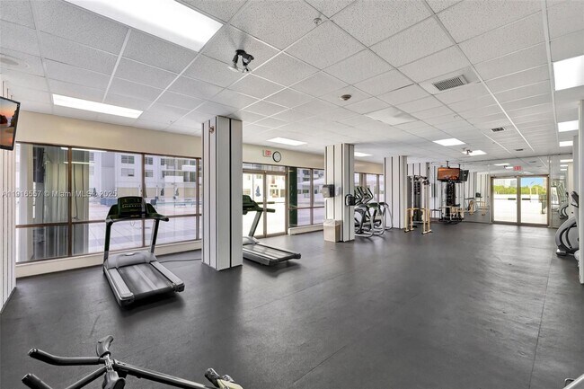 Building Photo - 2750 NE 183rd St