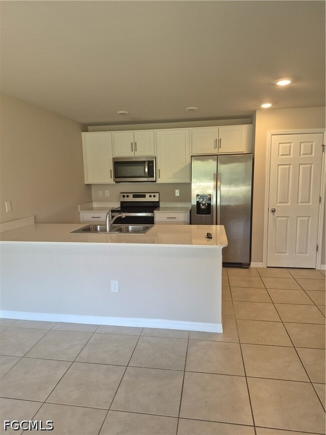 Building Photo - 8002 Vega Ct