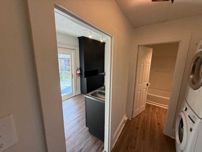 Building Photo - 1051 Elk St