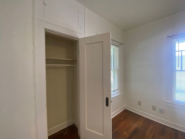 Building Photo - Prelease for August!  Close to Campus!  2800 Dancy.