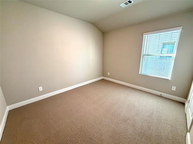 Building Photo - 605 Tidal Dr