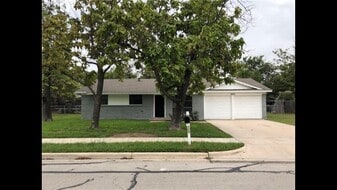 Building Photo - 6005 Whitley Rd