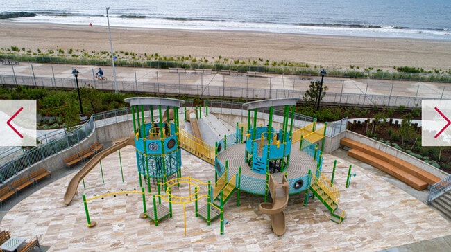 Building Photo - 2-27R-27 Beach 99th St