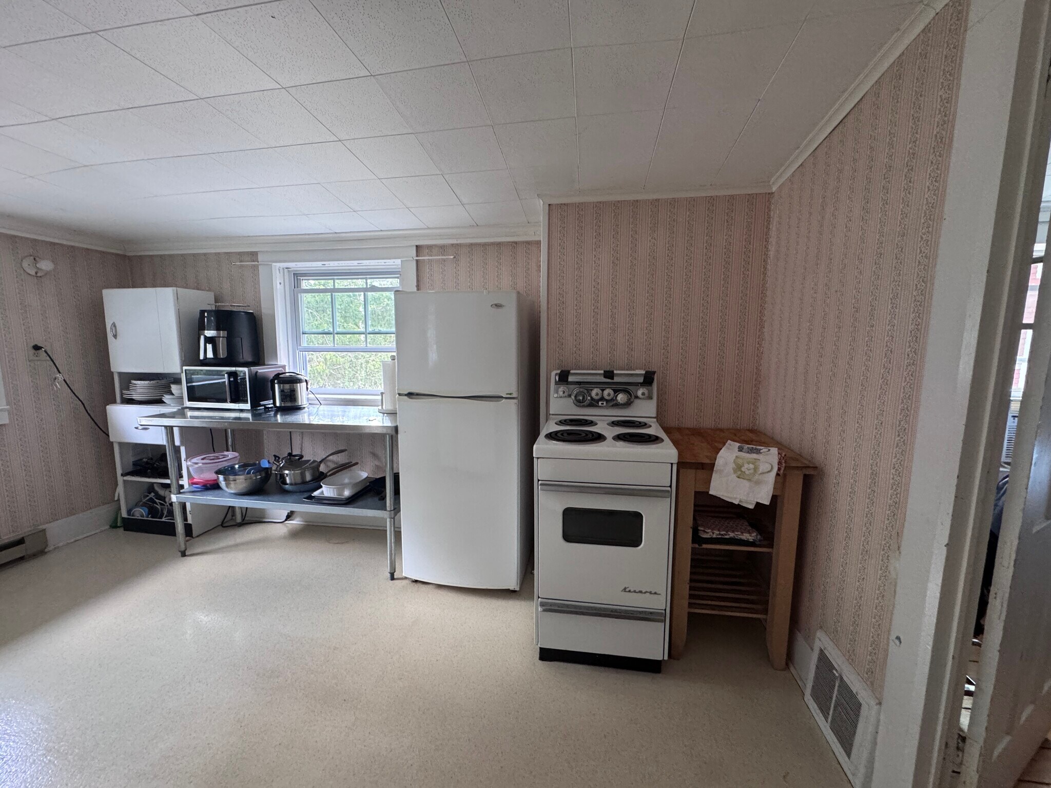 Kitchen - 38 Broad St