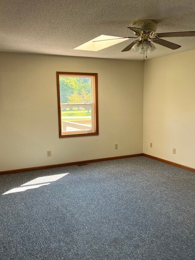 Building Photo - 207 Pearson Hill Road, Roanoke Rapids