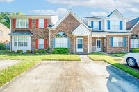 Building Photo - Open floor plan with 2 primary suites. Ava...