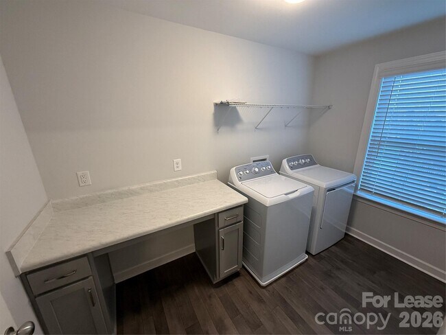 Building Photo - 114 Ryan Ln