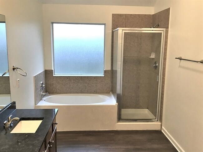 Building Photo - 4910 Monarch Meadow Ln