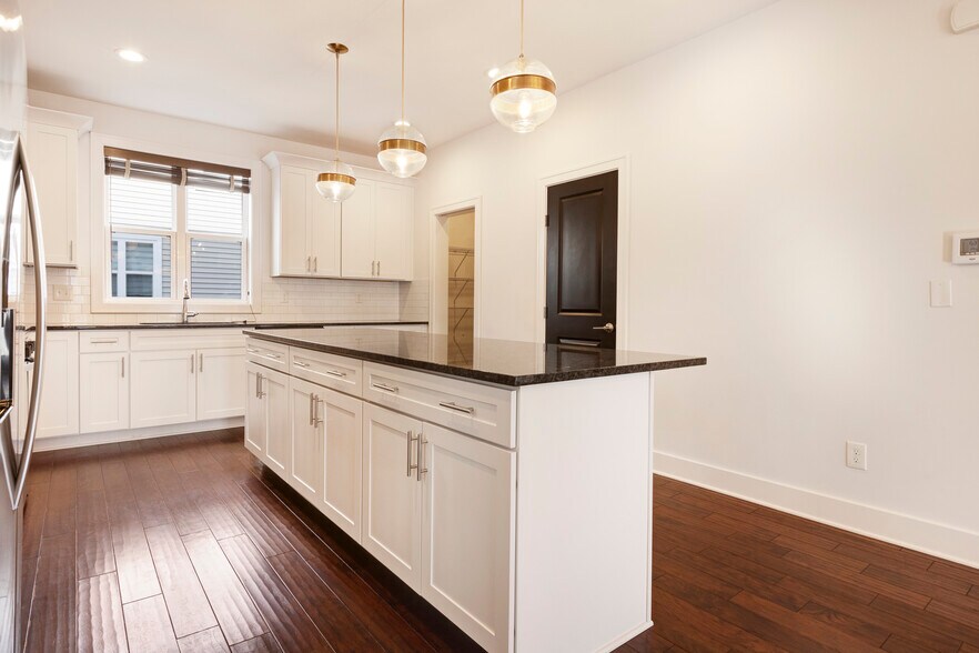 Building Photo - 1191 Cromartie Ln