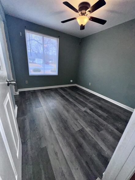 Building Photo - 10612 Holleybrooke Dr