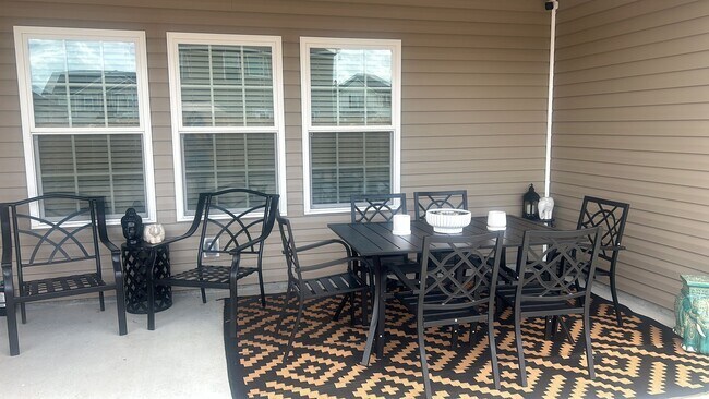Building Photo - Special Offer: Rent for May is waived. First rent payment is due June 1st. Up to two small pets a...