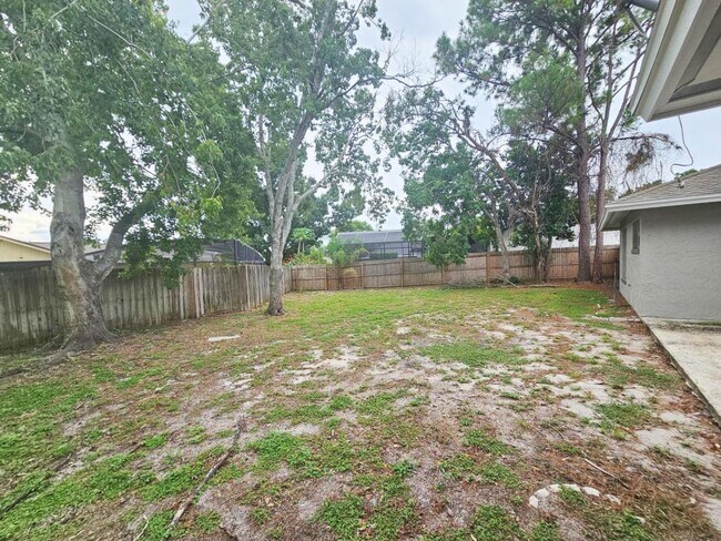 Building Photo - 8935 Esguerra Ln