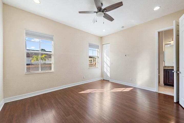 Building Photo - 147 Mulligan Pl