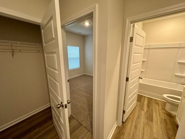 Building Photo - New Construction Home in Limestone County in resort community