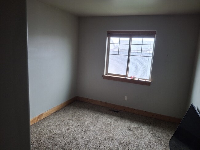 Building Photo - 3689 Pipestone St