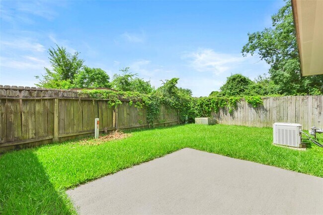 Building Photo - 3110 Oak Rock