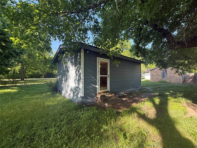 Building Photo - 117 Bowie St