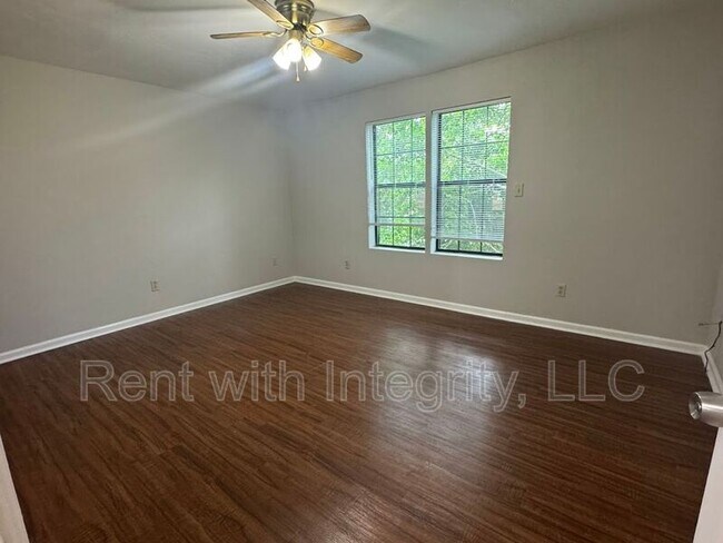 Building Photo - 1445 Willow Bend Way