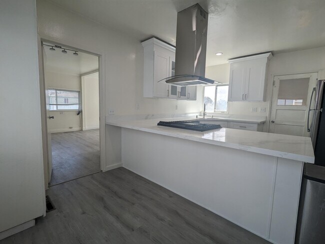 Building Photo - 3566 66th Ave