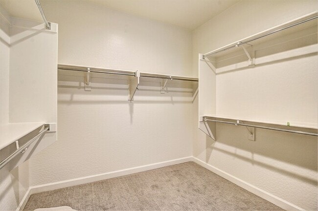 Building Photo - Highly sought neighborhood, stunning home!